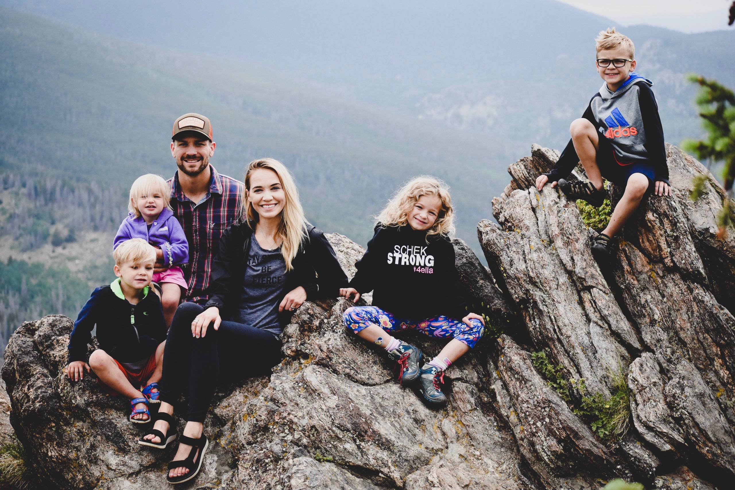 B7827889-0D6A-4AE1-B5CF-F99F50C019DD